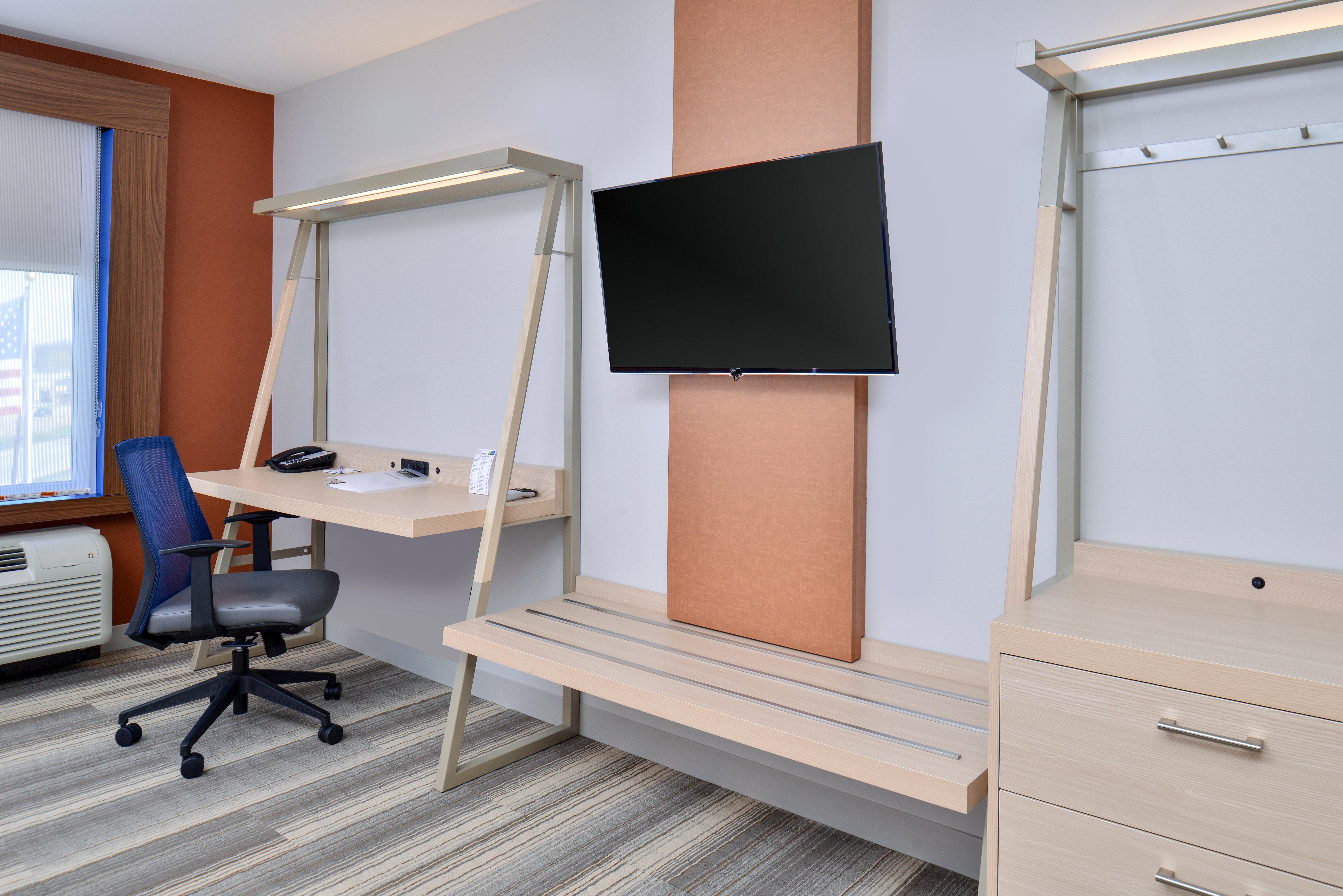 Holiday Inn Express & Suites Farmington Hills - Detroit By Ihg מראה חיצוני תמונה